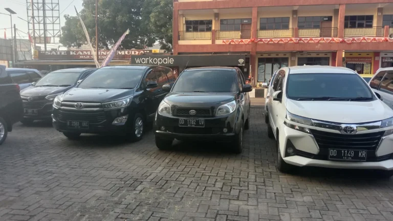 rental mobil makassar - arwin makassar